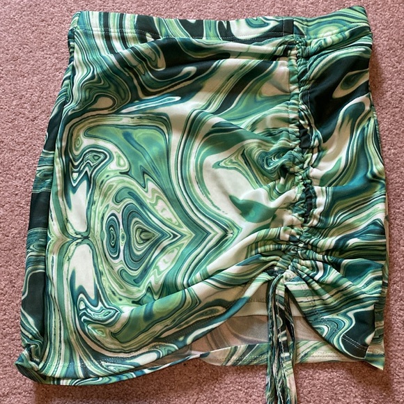 Two piece rave outfit with mesh one piece top and front cinch skirt - Picture 3 of 3